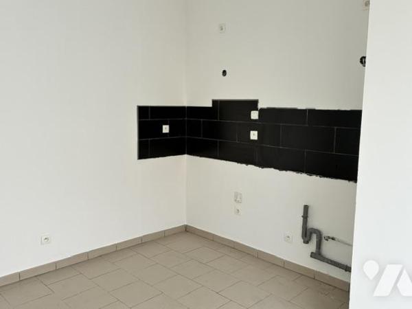 Maison individuelle – 96 m² – Jardin