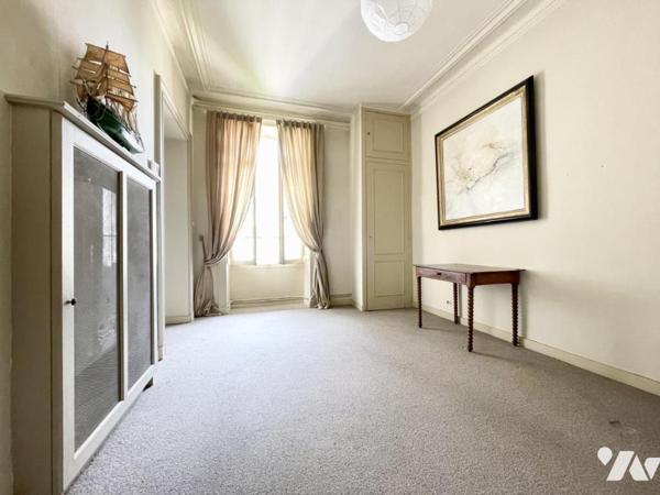 Appartement 5 pièces 159 m² + garage - MONSELET