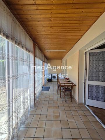 Maison à SAINT-JEAN-D'ANGELY, 17400 - 6 pièces 112m²