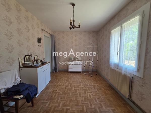 Maison à SAINT-JEAN-D'ANGELY, 17400 - 6 pièces 112m²