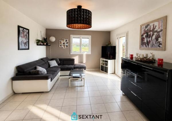 EXCLUSIVITE - DIVONNE-LES-BAINS - Appartement 4 pièces en duplex de 102 m² -  529.000 €