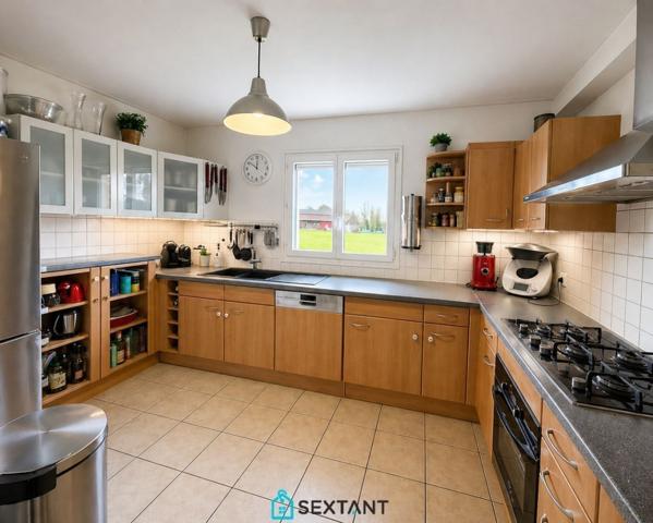 EXCLUSIVITE - DIVONNE-LES-BAINS - Appartement 4 pièces en duplex de 102 m² -  529.000 €