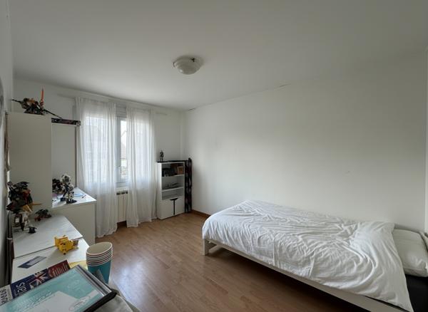 A Vendre Trilport Maison 6 pièces 140M² - Sous Sol , jardin 496 m², Stationnement .
