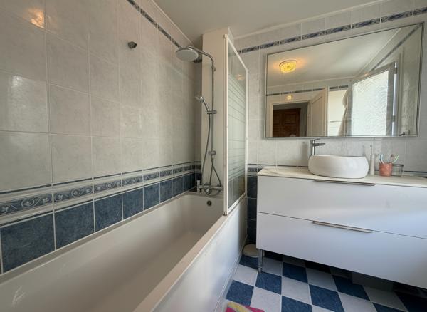 A Vendre Trilport Maison 6 pièces 140M² - Sous Sol , jardin 496 m², Stationnement .