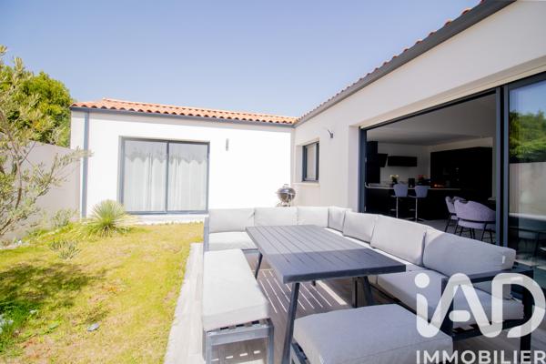 Maison à vendre 6 pièces 164 m² Nieul-sur-Mer