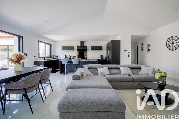 Maison à vendre 6 pièces 164 m² Nieul-sur-Mer