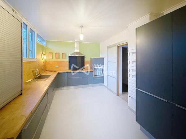 Grande maison d'architecte T6 sur 2517 m² de terrain