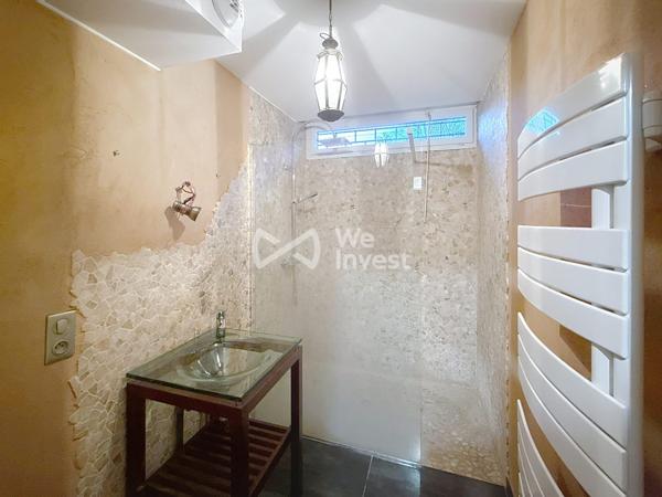 Grande maison d'architecte T6 sur 2517 m² de terrain
