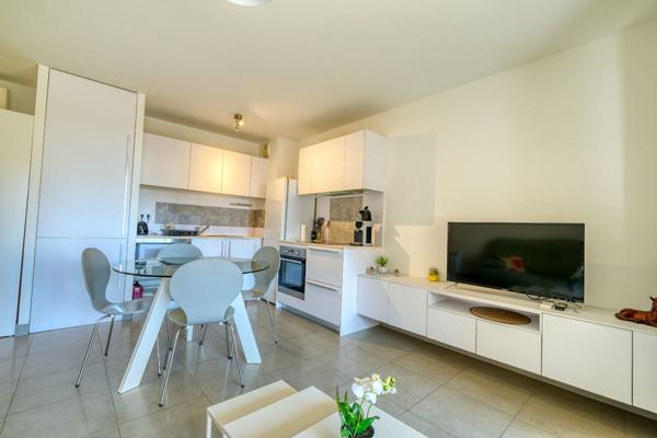 Appartement Bastia 2 pièces Bastia centre ville ancien - terrasse - stationnement