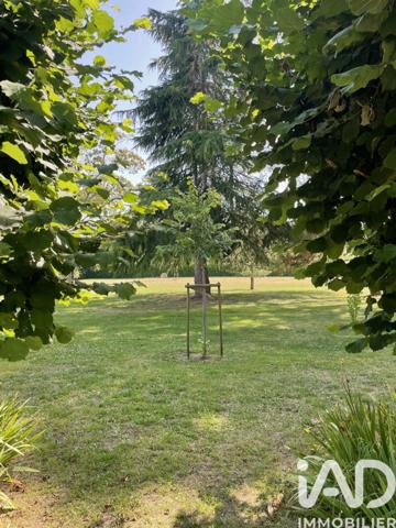 Maison à vendre 10 pièces 355 m² Port-Sainte-Foy-et-Ponchapt