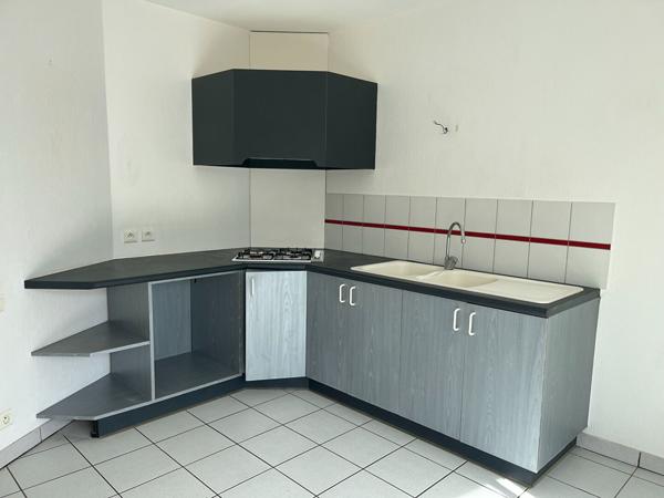 Maison La Turballe hypercentre avec garage 92.34 m2, La turballe 44420