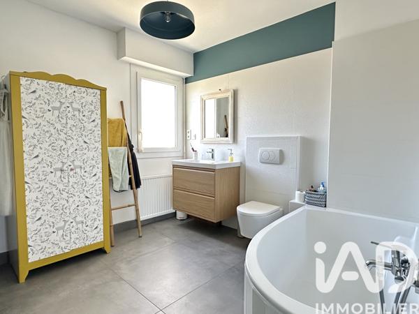 Maison à vendre 6 pièces 139 m² Couëron