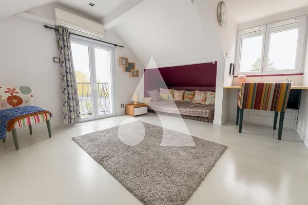 Maison 9 pièces 232 m2