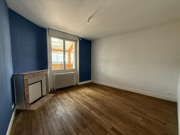 Maison 7 pièces 212.3 m2