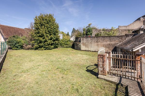Opportunité d'investissement au coeur de Lubersac ! Lubersac
