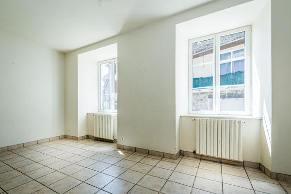 Opportunité d'investissement au coeur de Lubersac ! Lubersac