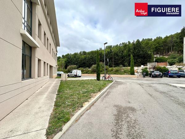 BUREAUX RÉCENT AIX EST PROCHE AUTOROUTE