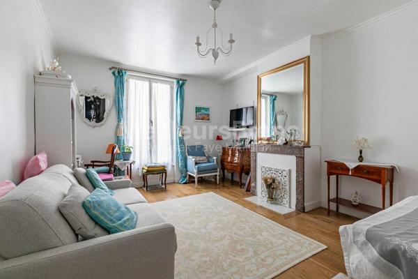 PARIS - QUARTIER DES BATIGNOLLES - APPARTEMENT 36 M² - UNE CHAMBRE - CUISINE - SALLE DE DOUCHE - CAVE - LOCAL VELO SECURISE