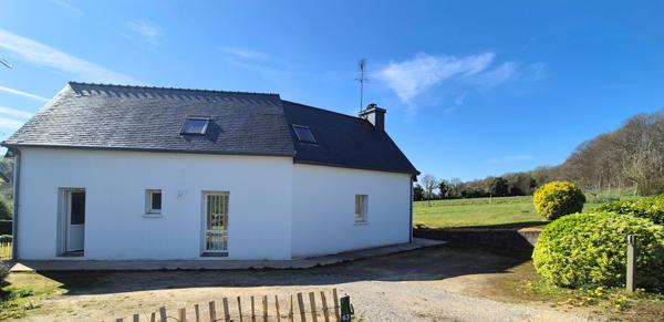Briec (29510) Briec Proche Maison de 2001 de 90 m² sur 972 m²