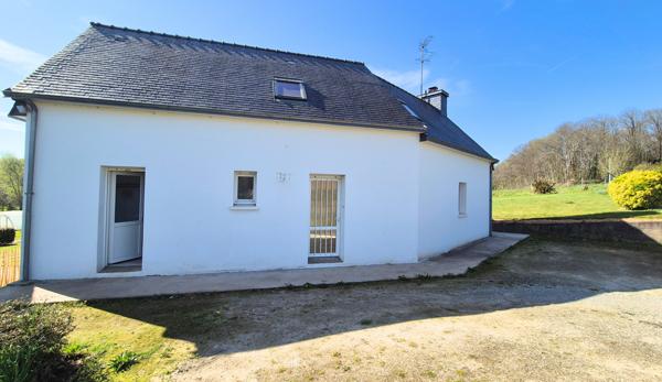 Briec (29510) Briec Proche Maison de 2001 de 90 m² sur 972 m²