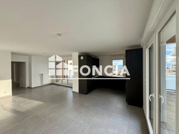 À vendre Appartement 4 pièces 94 m² - Gex 01170