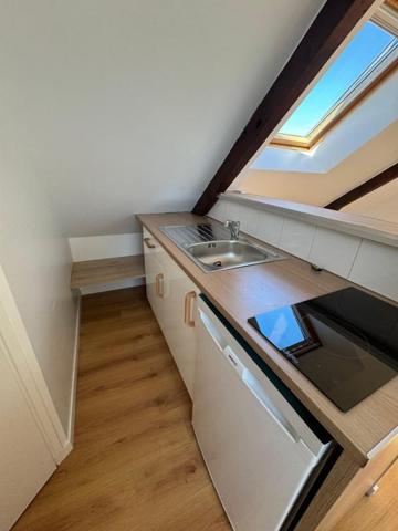 A LOUER : A Lanester, studio - 12m²