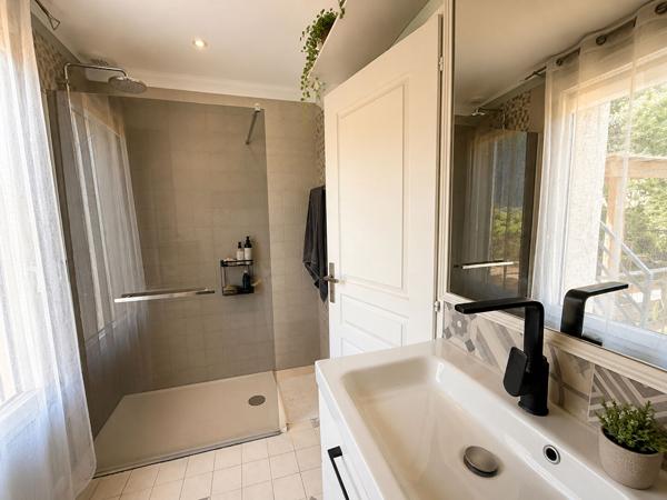 Maison rénovée avec jardin - 3 chambres à Saumur