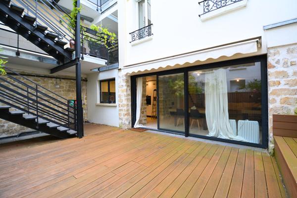 Appartement en souplex - pierres - terrasse