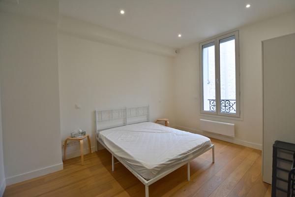 Appartement en souplex - pierres - terrasse