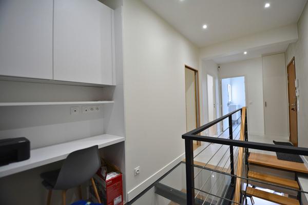 Appartement en souplex - pierres - terrasse