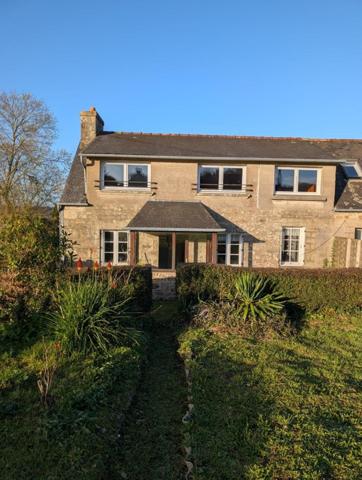 Maison dans un petit village proche de toutes commodités