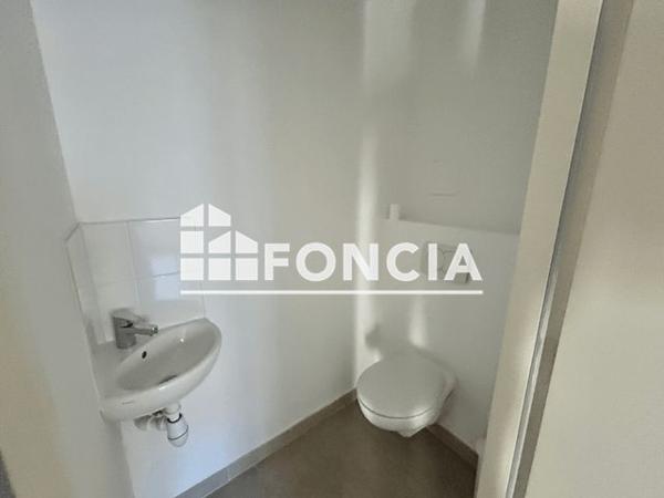 À vendre Studio 30.01 m² - Nîmes 30000