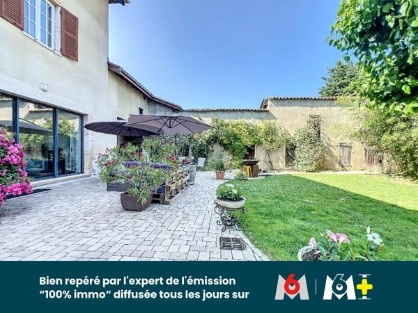 Maison 330 m² à Jassans-Riottier