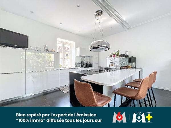Maison 330 m² à Jassans-Riottier