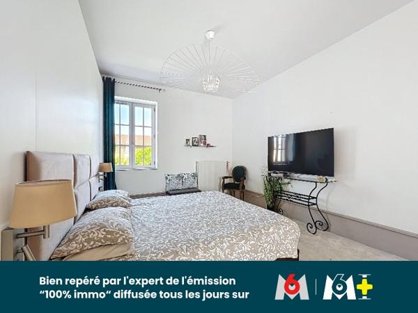 Maison 330 m² à Jassans-Riottier