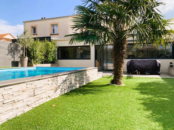 JOLI PAVILLON 2007 4 chambres 133 M2
