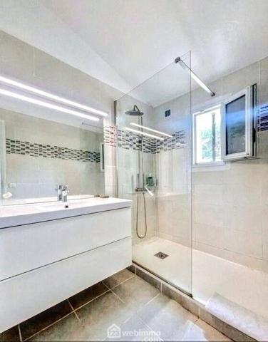 Villas 120 m² à Sainte-Maxime 83120