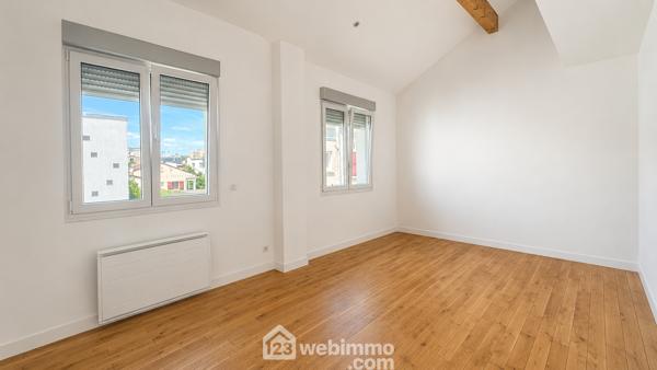 Maison 121 m² à montreuil 93100