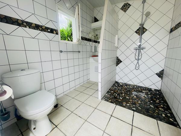 VILLA T6 + APPARTEMENT T2 INDEPENDANT