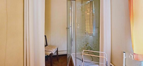 Maison avec travaux beau potentiel