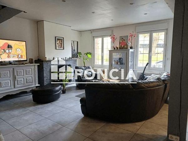 Location Maison 8 pièces 230 m² - Tilloloy 80700