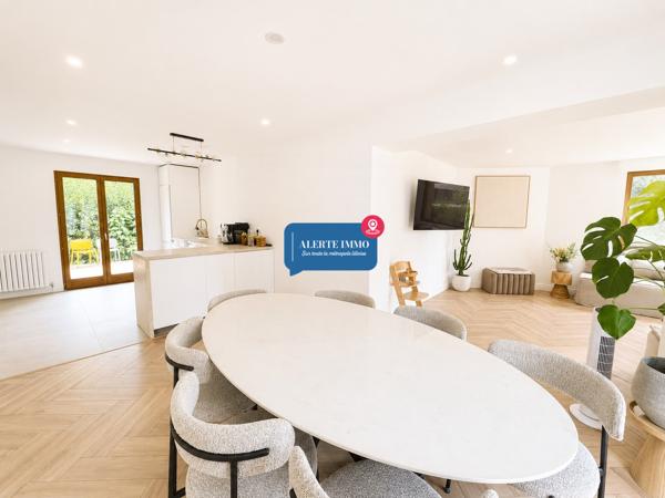 Maison individuelle semi plain-pied Seclin 130 m² hab/ 210 m² utiles – 4 ch – 2 SDB – Sous-sol 70 m²