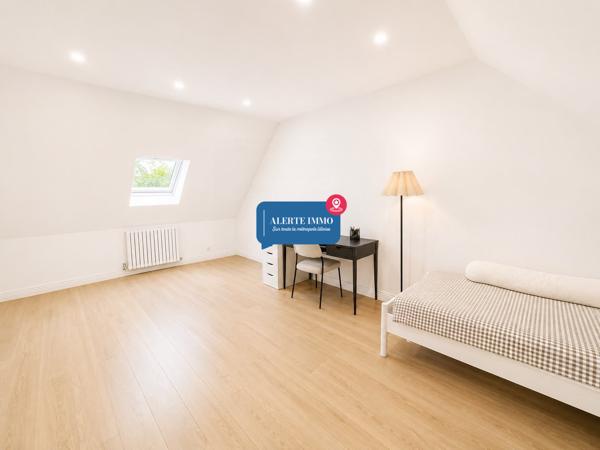 Maison individuelle semi plain-pied Seclin 130 m² hab/ 210 m² utiles – 4 ch – 2 SDB – Sous-sol 70 m²