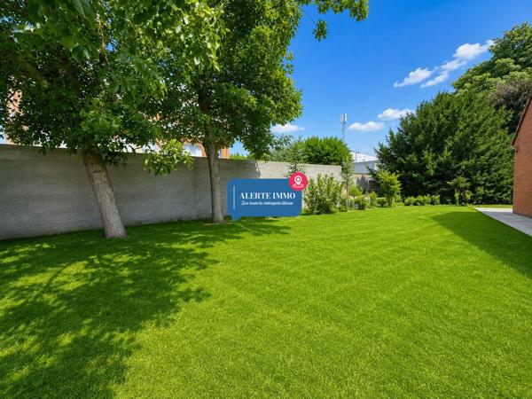 Maison individuelle semi plain-pied Seclin 130 m² hab/ 210 m² utiles – 4 ch – 2 SDB – Sous-sol 70 m²