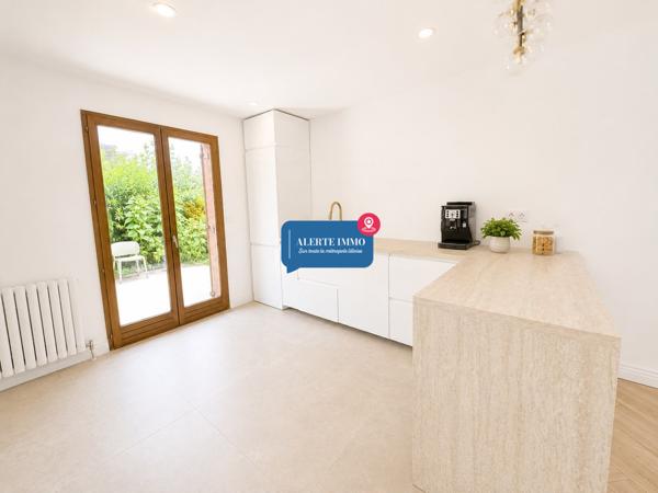 Maison individuelle semi plain-pied Seclin 130 m² hab/ 210 m² utiles – 4 ch – 2 SDB – Sous-sol 70 m²