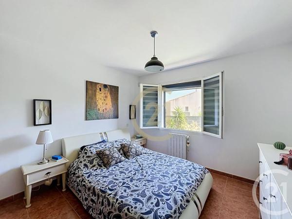 Maison à vendre  8 pièces - 193,32 m 2   BEAUCAIRE  - 30