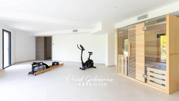 Immobilier Saint-Raphaël (83700) – Villa 287.6m2 – 1 995 000 €