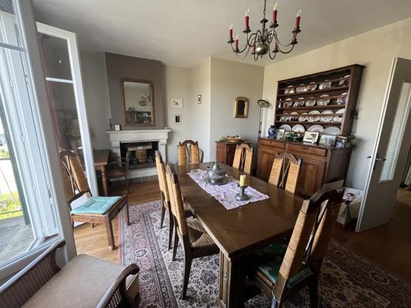 Maison à vendre |  Le Dorat |  6 pièces | 234 m²