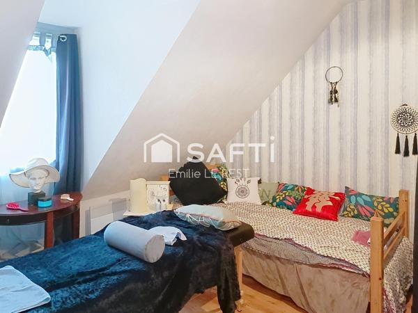 Une maison familiale au cœur d’un écrin de verdure