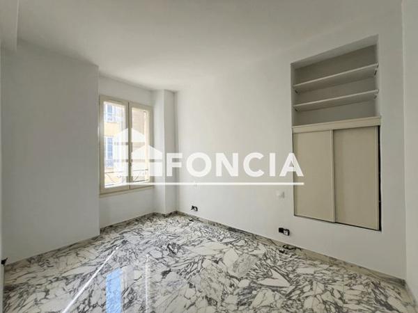 Location Appartement 2 pièces 36.1 m² - 26 RUE COMMANDANT ANDRE Cannes 06400